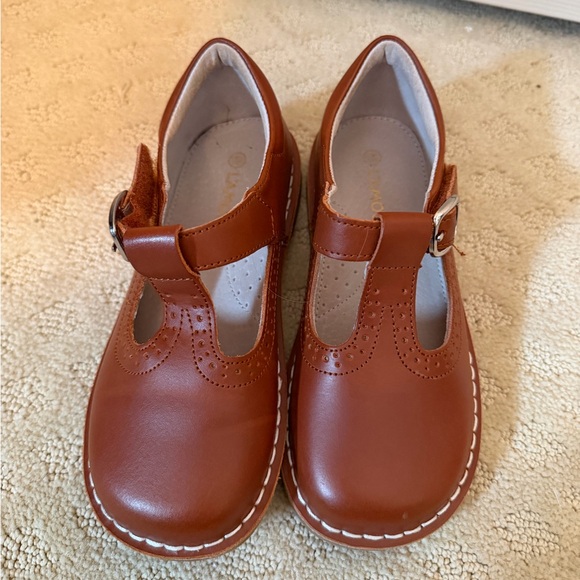 L’Amour Brown Mary Jane Shoes - Picture 3 of 4